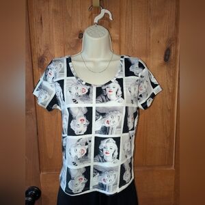 Marilyn Monroe Black‎ and White Graphic Fitted Tee